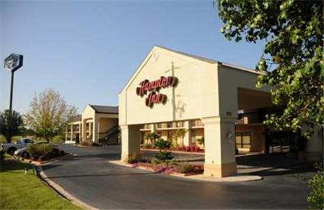 Hampton Inn Macon - I-475 Main image 1